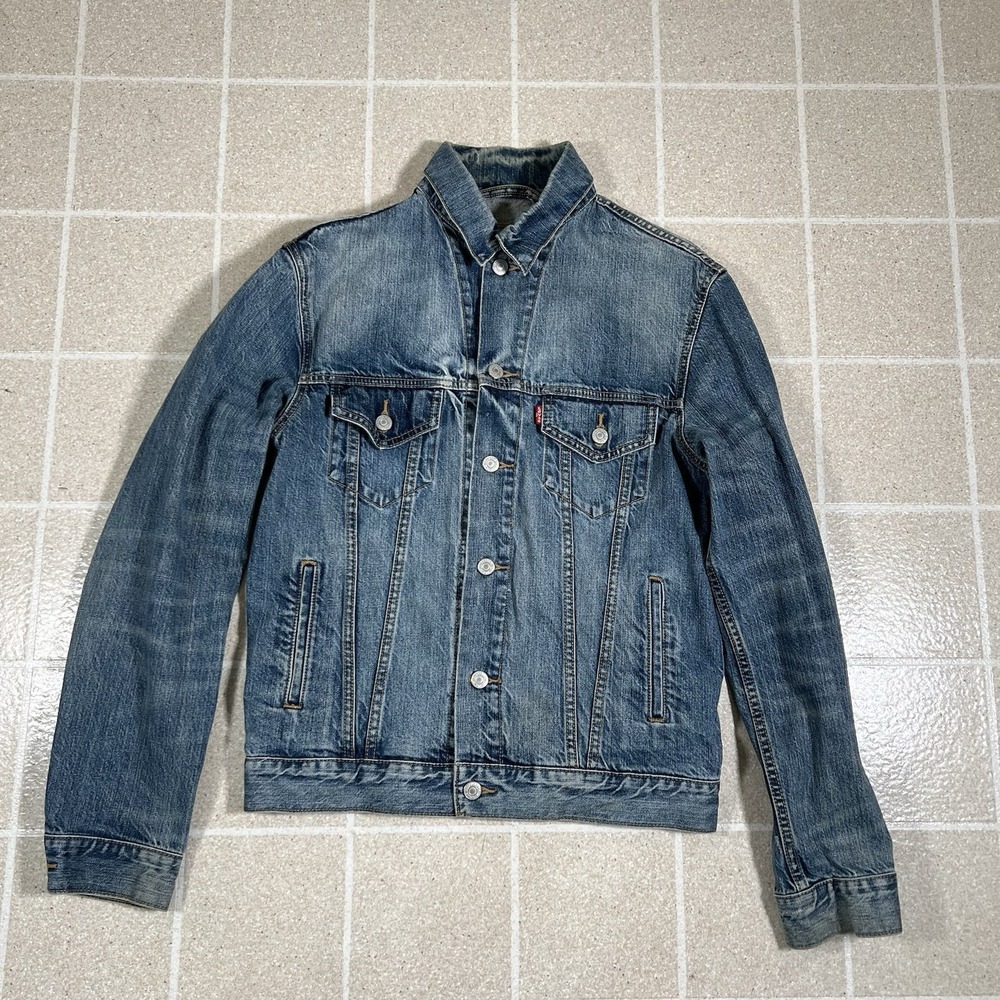 Levis Jacket Adult Small Blue Denim Trucker  Classic Western Light Wash Faded